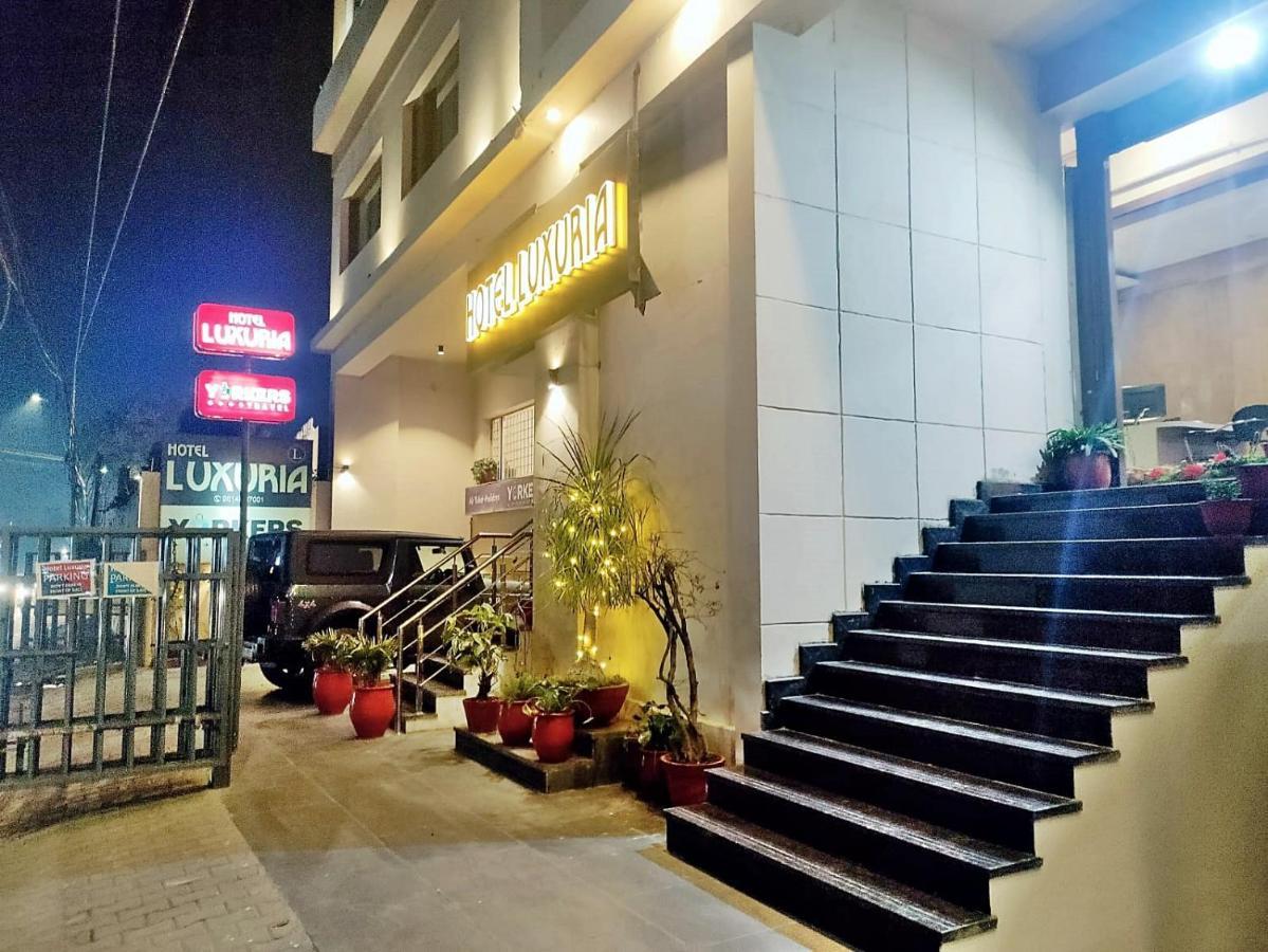 Hotel Luxuria Ludhiana Exterior photo