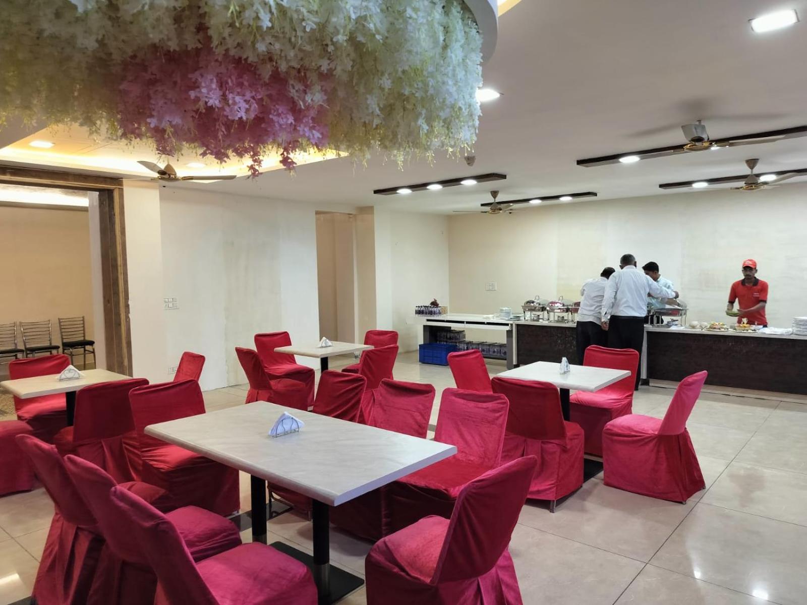 Hotel Luxuria Ludhiana Exterior photo